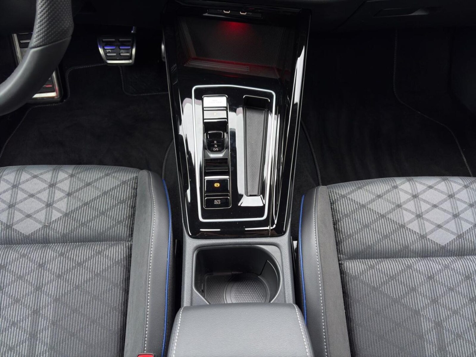 Volkswagen Golf – Bild 7
