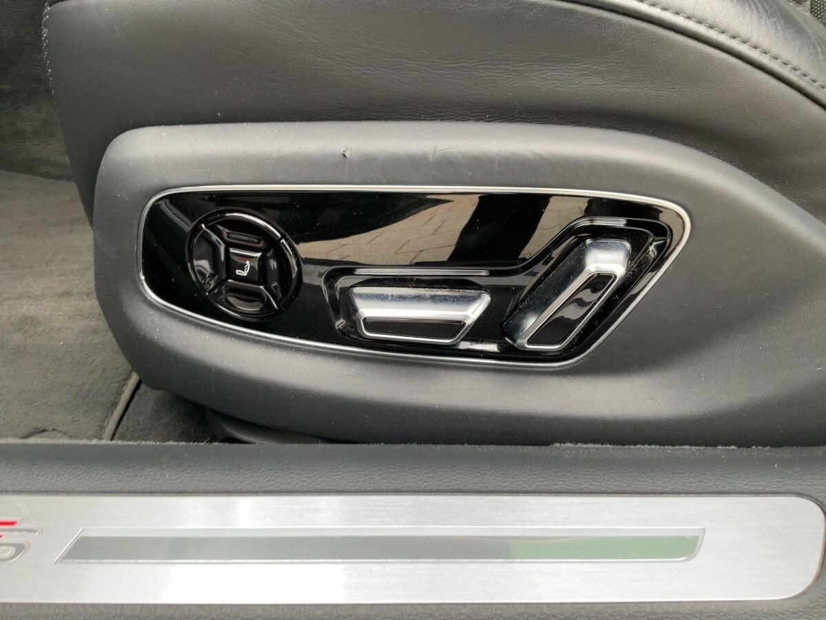 Image about Audi S8 TFSI quattro tiptronic