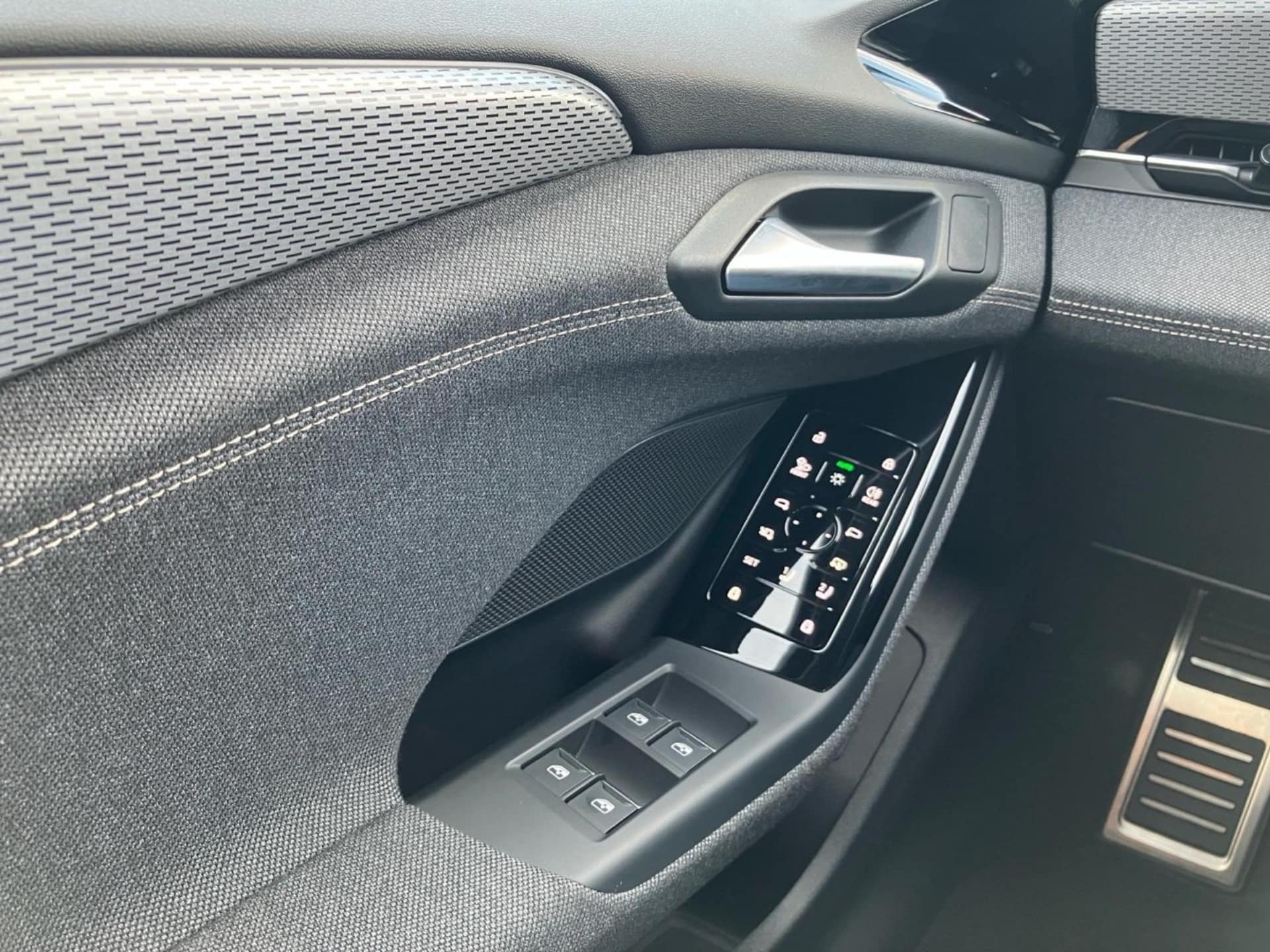 Audi A6 Avant e-tron