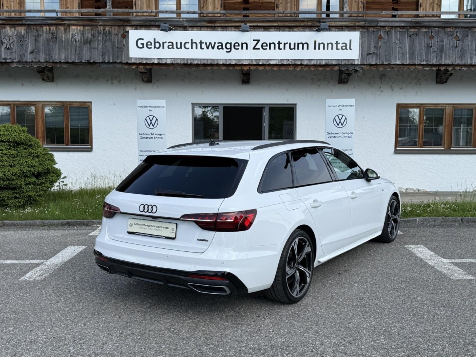 Audi A4 Avant S line