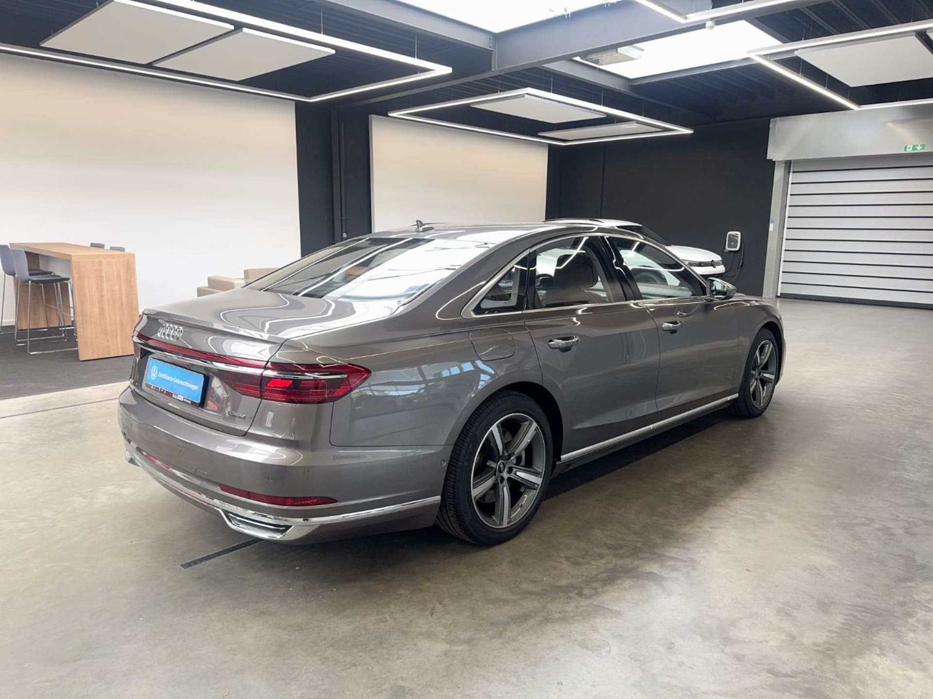 Audi A8 TFSI e
