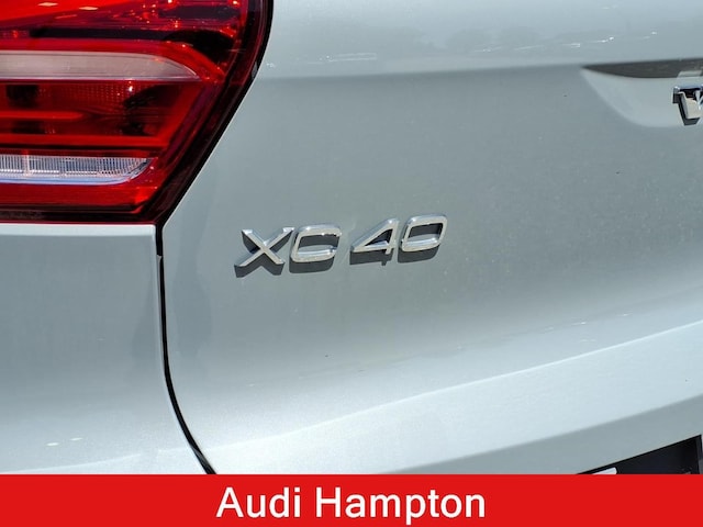 2024 Volvo XC40 Ultimate - Photo 9