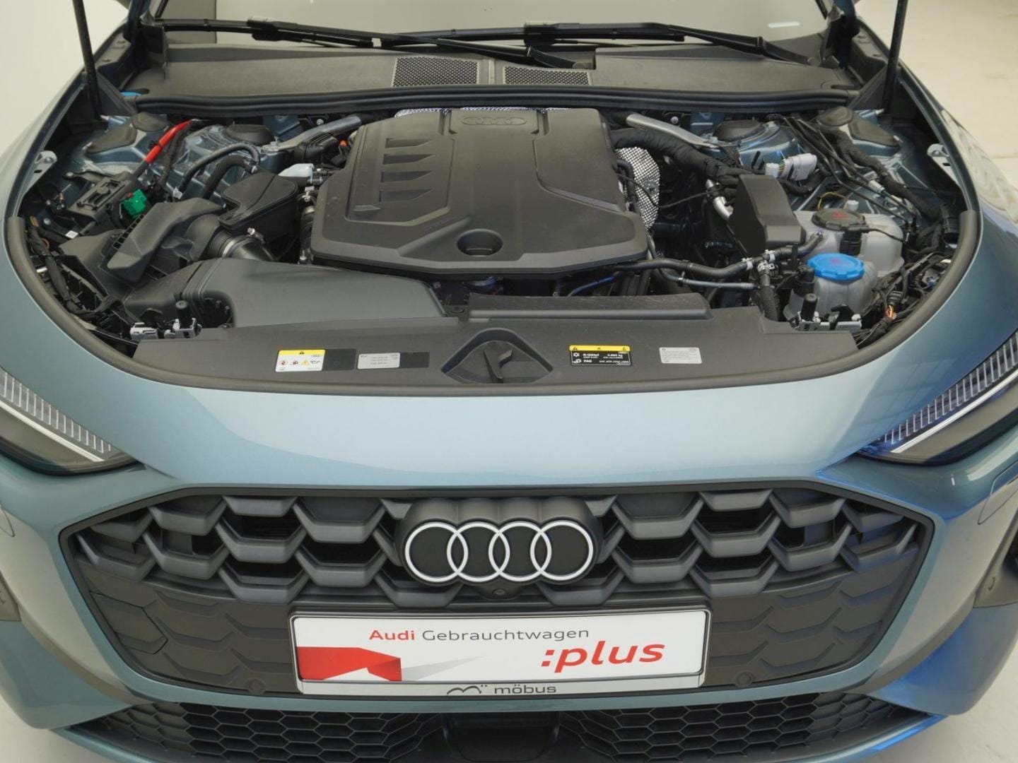 Bild über Audi A5 Avant e-hybrid e-hybrid quattro 220 kW S tronic - für weitere Informationen kontaktieren Sie den Audi Partner