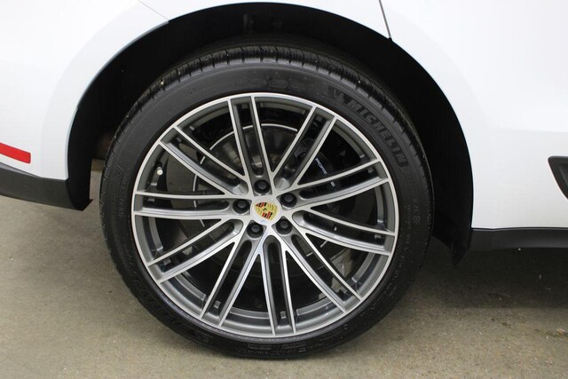 2024 Porsche Macan Base - Photo 14