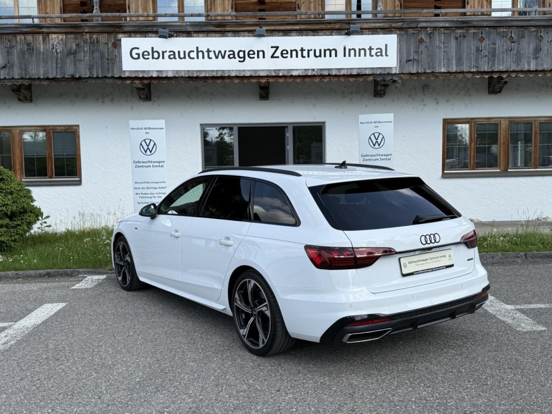 Audi A4 Avant S line