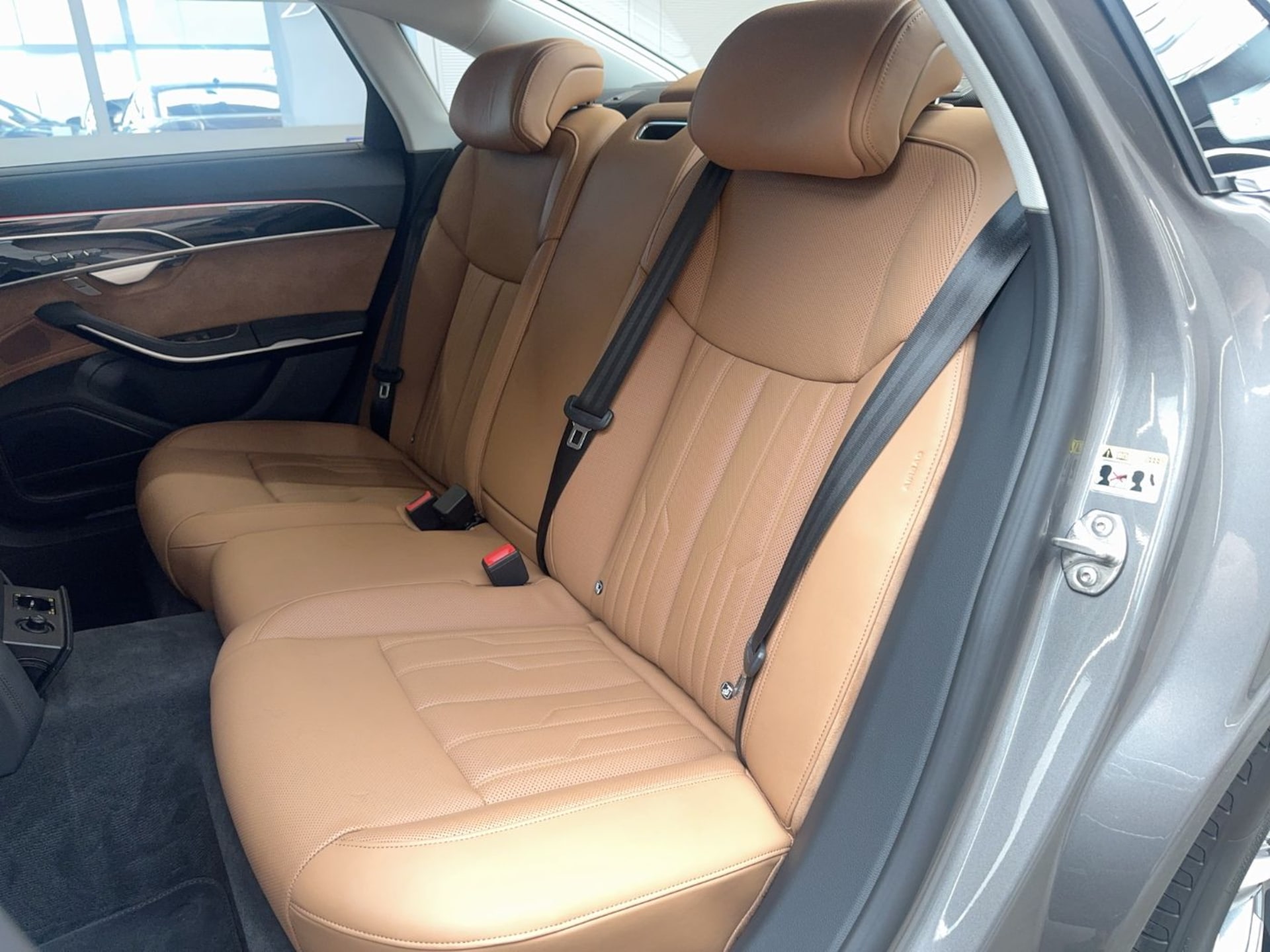 Audi A8 TFSI e