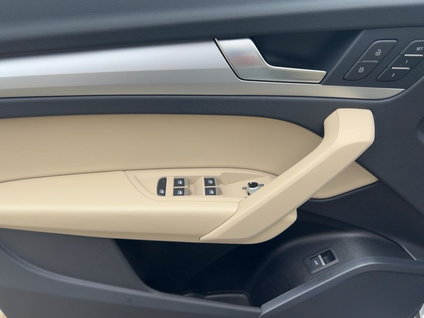 Bild über Audi Q5 40 TDI quattro S tronic - für weitere Informationen kontaktieren Sie den Audi Partner