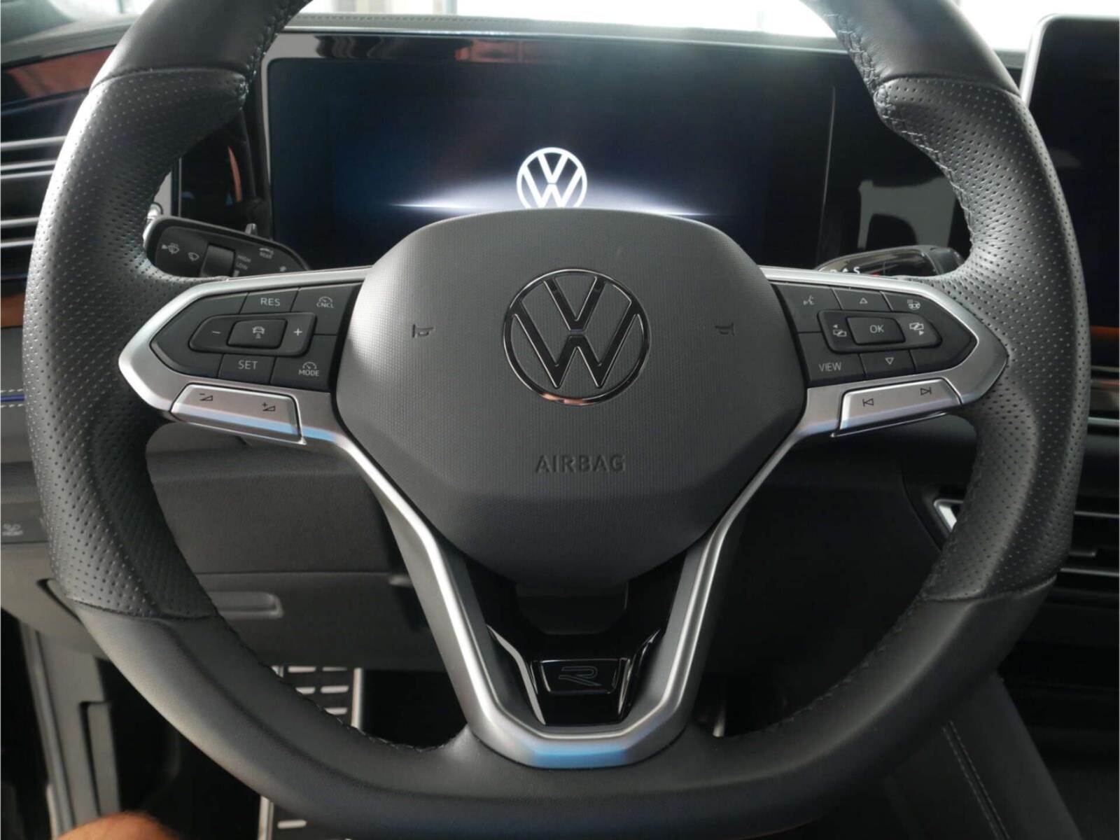 Volkswagen Tiguan – Bild 9