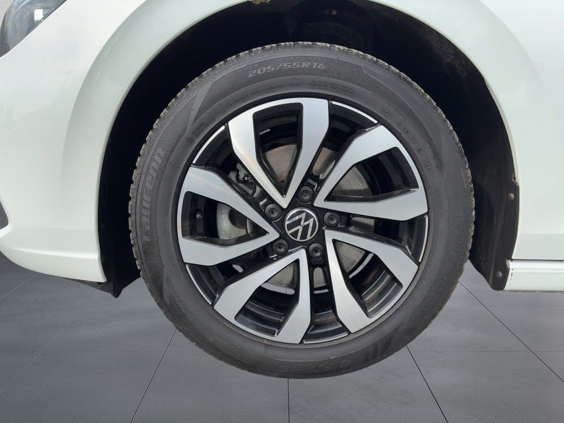 Volkswagen Golf Active