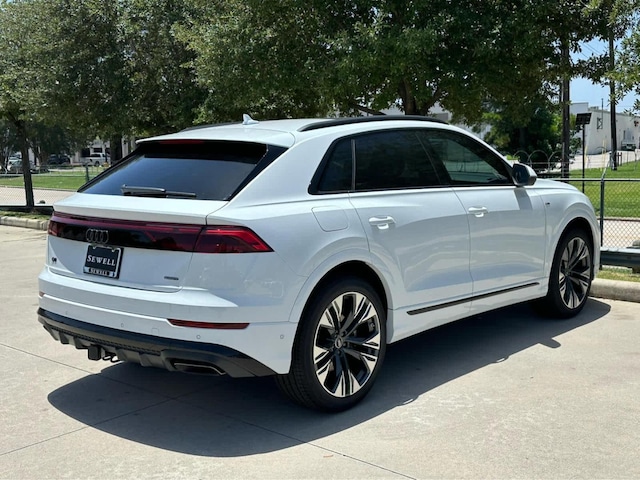 2026 Audi Q8