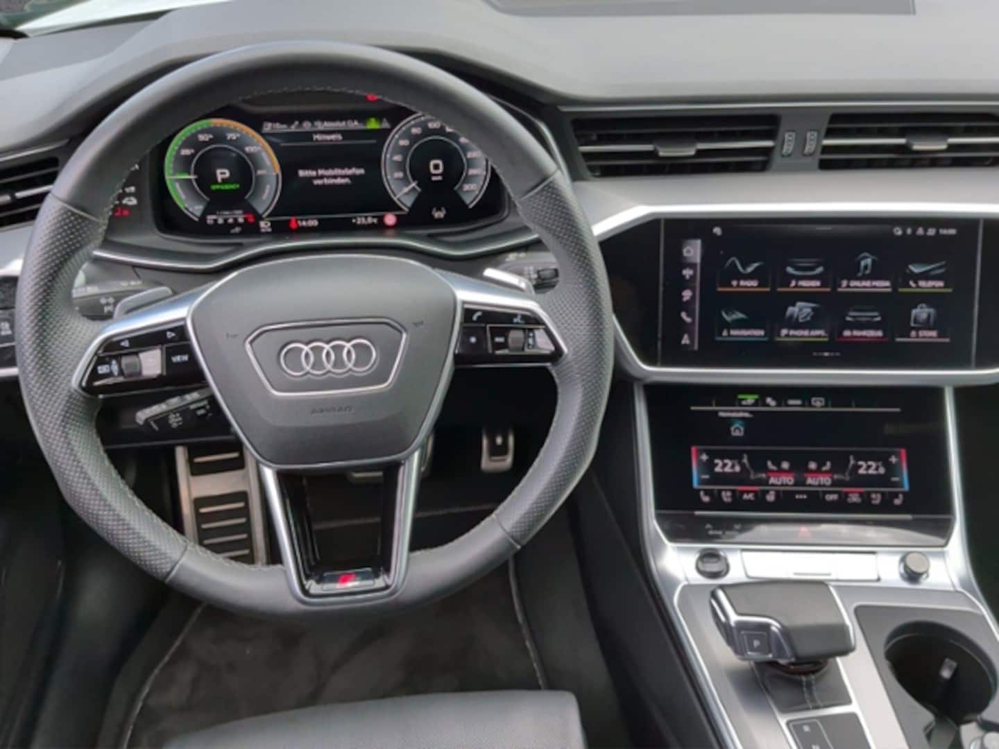 Bild über Audi A6 Avant TFSI e S line 55 TFSI e quattro S tronic - für weitere Informationen kontaktieren Sie den Audi Partner