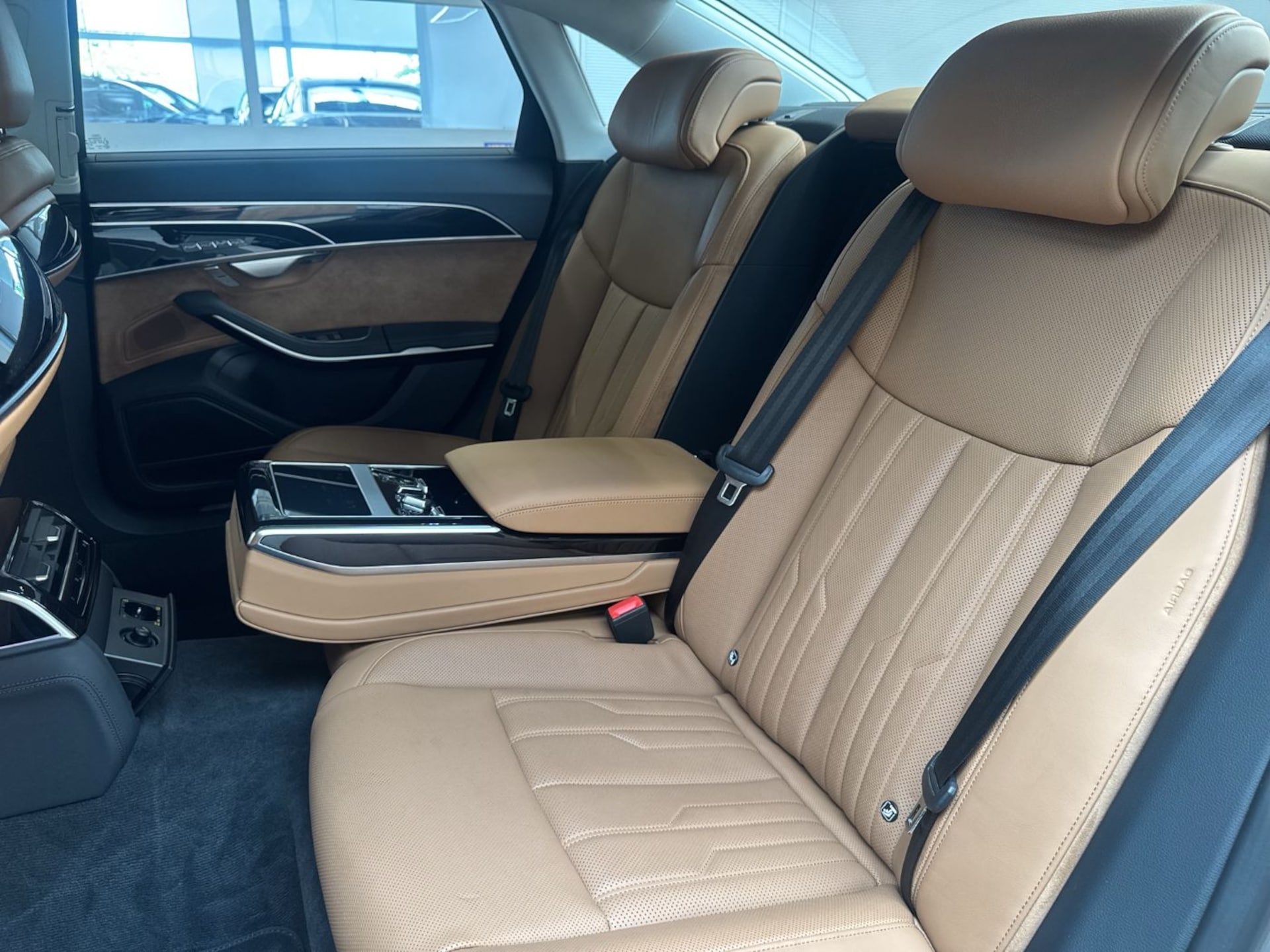 Audi A8 TFSI e