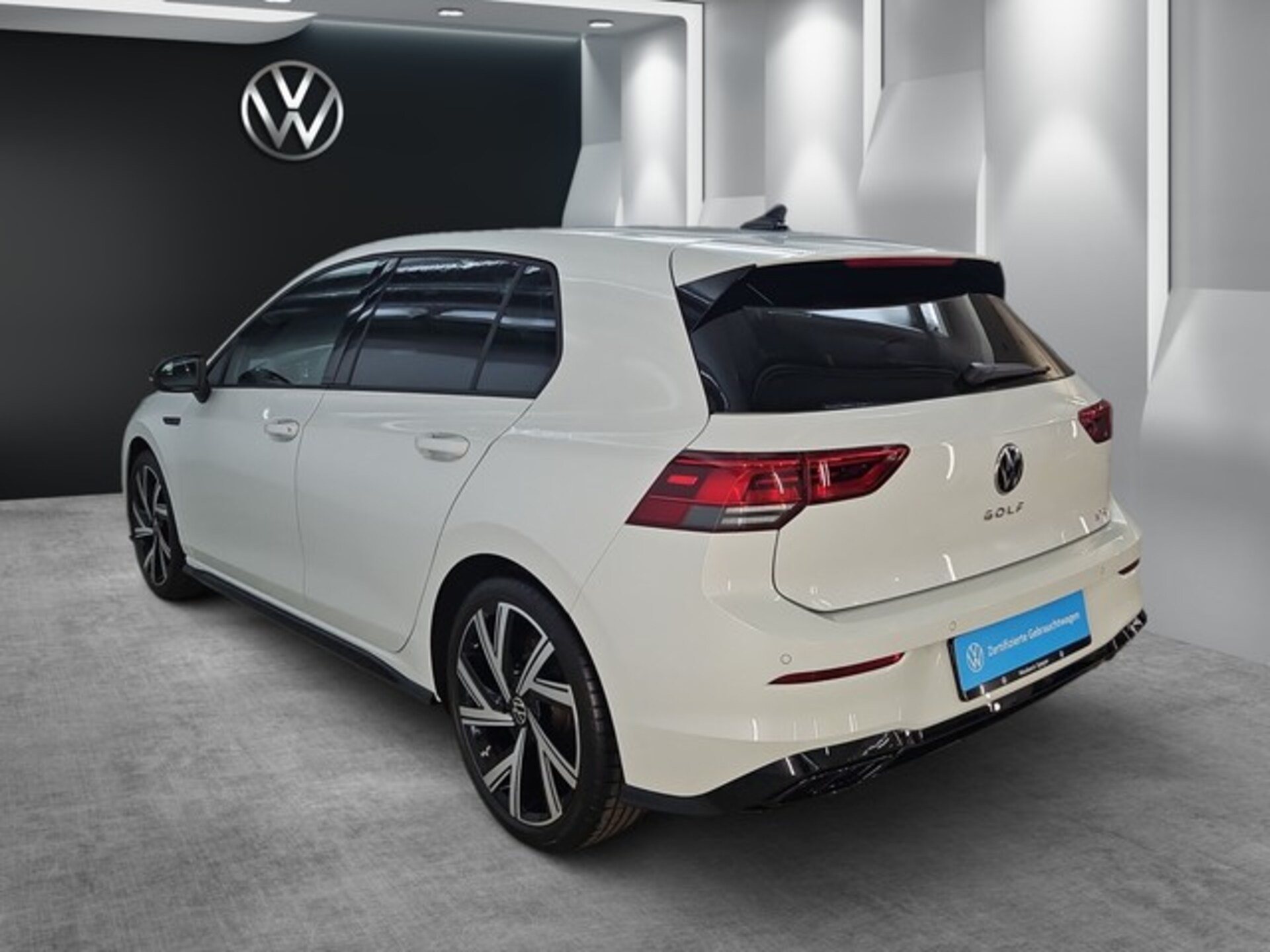 Volkswagen Golf R-Line