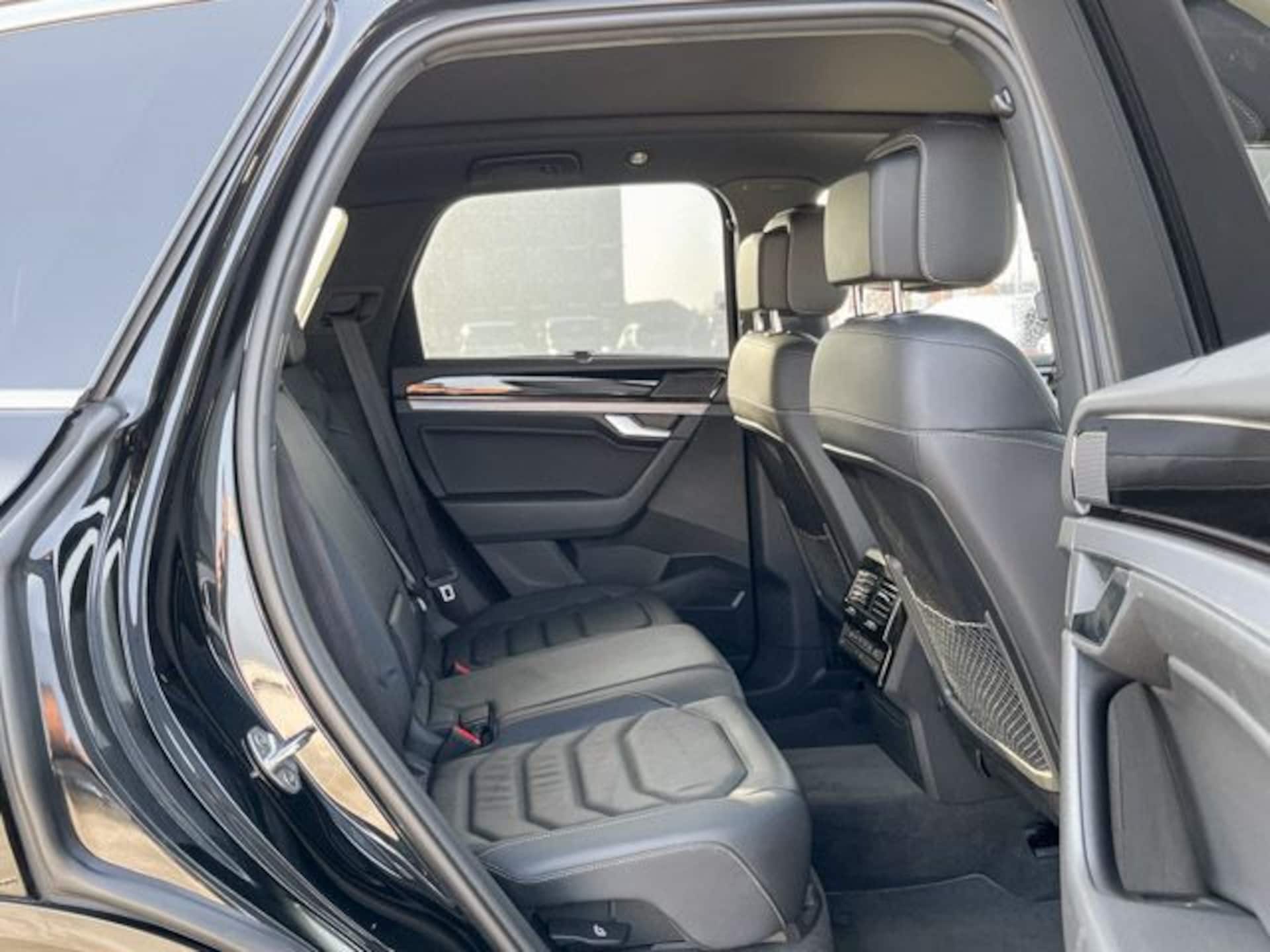 Volkswagen Touareg R-Line