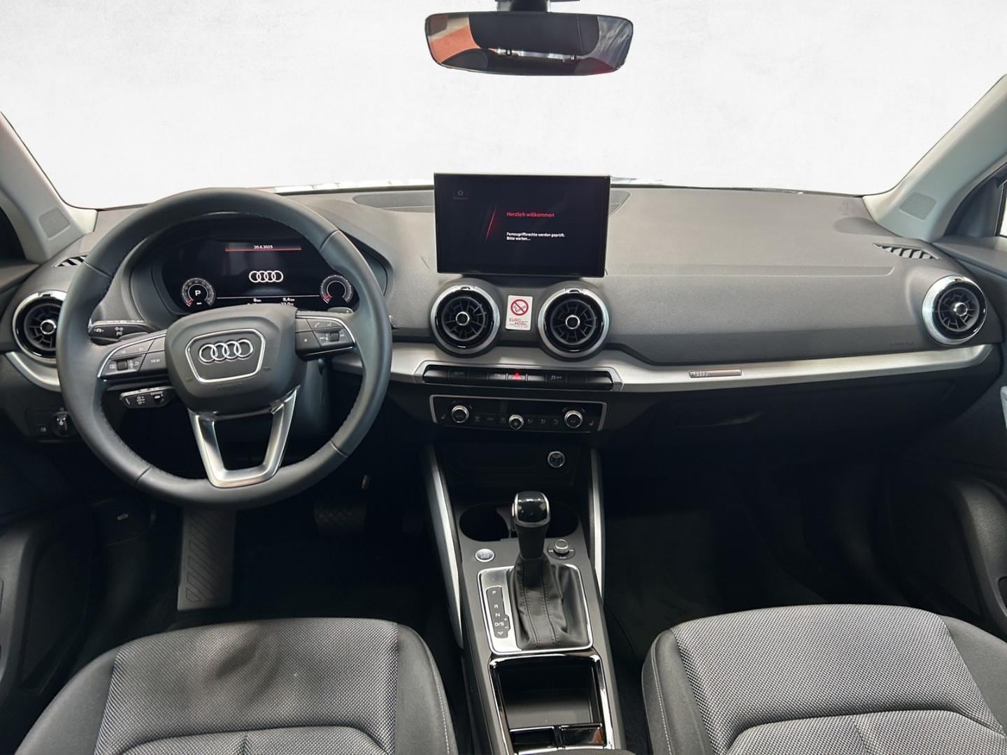 Bild über Audi Q2 S line 35 TFSI S tronic - für weitere Informationen kontaktieren Sie den Audi Partner
