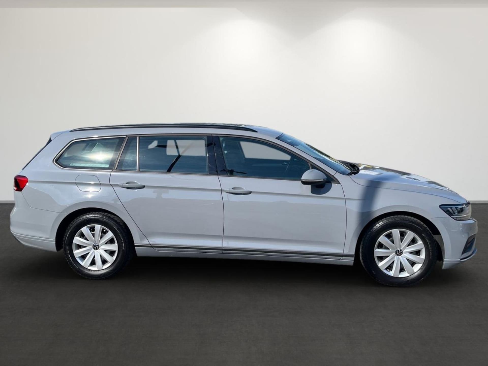 Volkswagen Passat Variant Basis-Modell