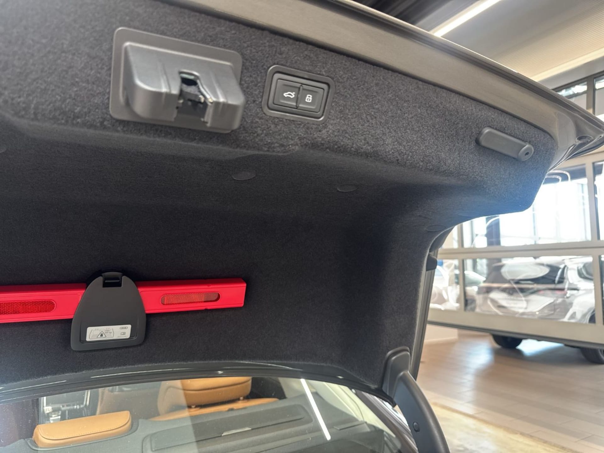 Audi A8 TFSI e