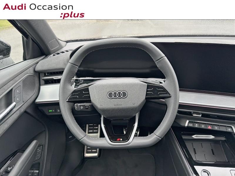 Image about Audi Q3 e-hybrid Design e-hybrid 272 ch S tronic