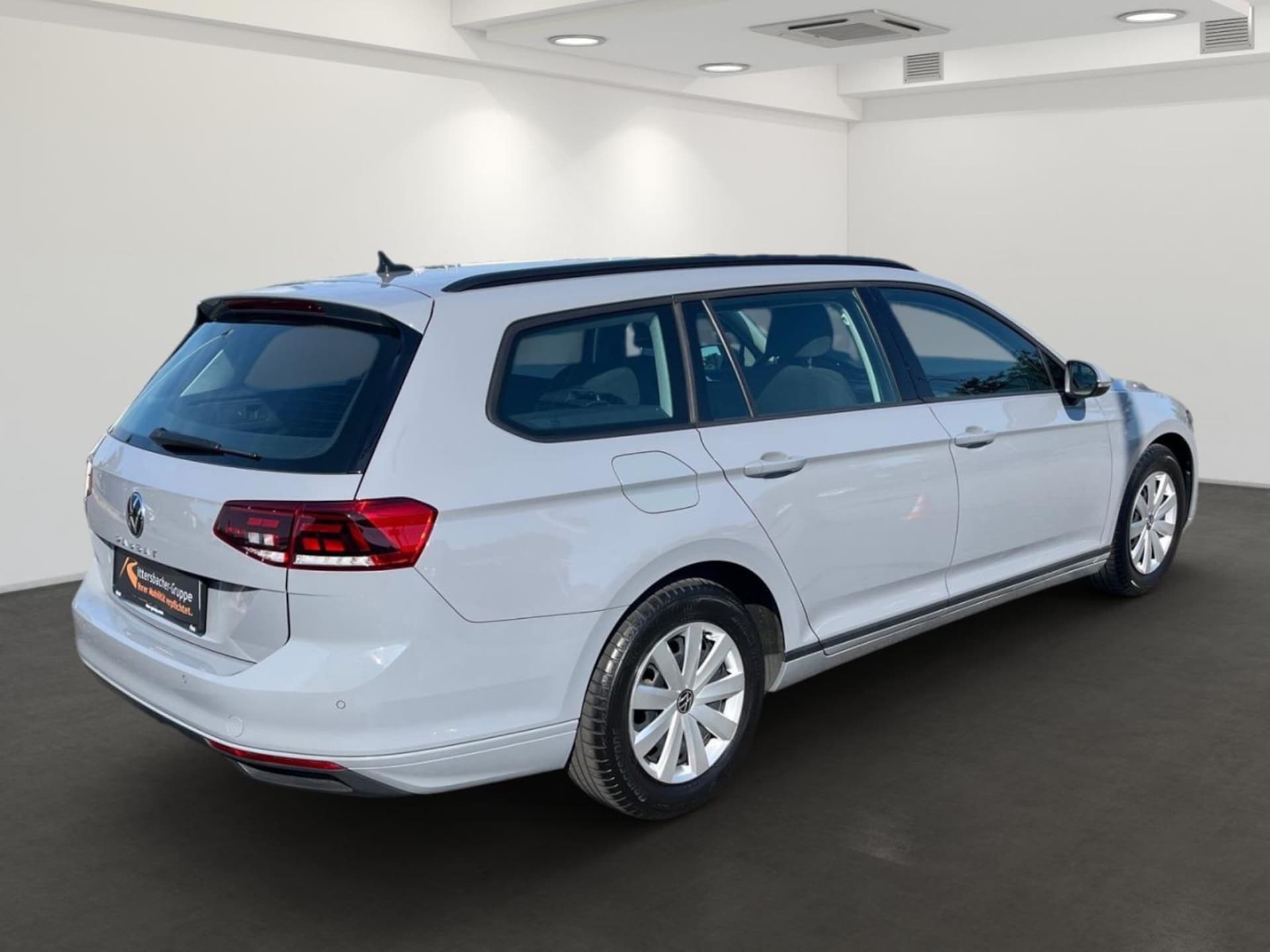 Volkswagen Passat Variant Basis-Modell