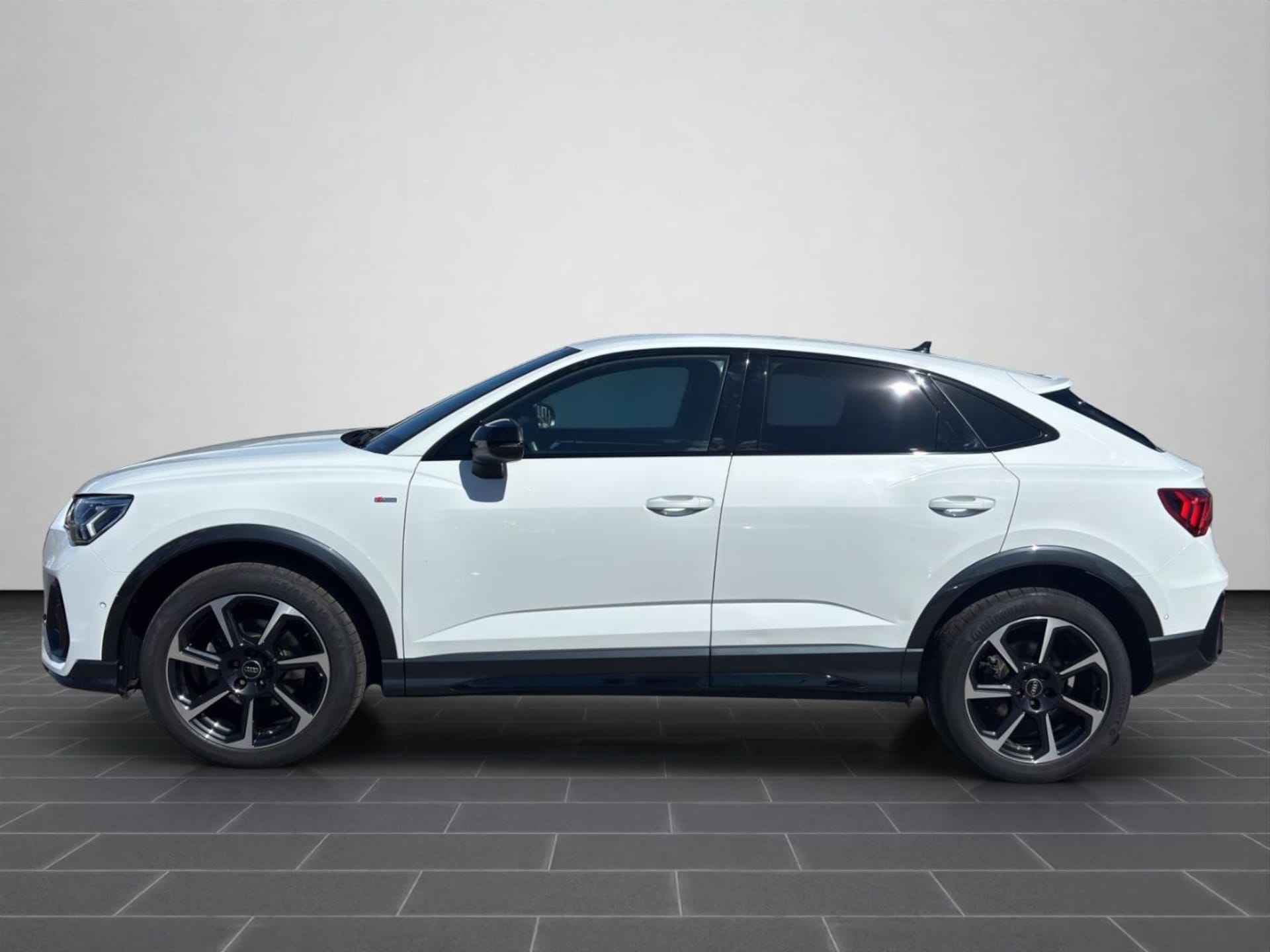 Audi Q3 Sportback S line