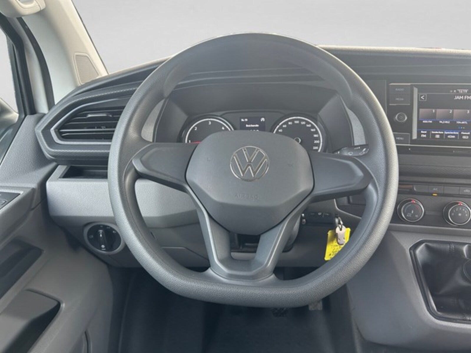 Volkswagen T6.1 Transporter Kasten langer Radstand – Bild 13