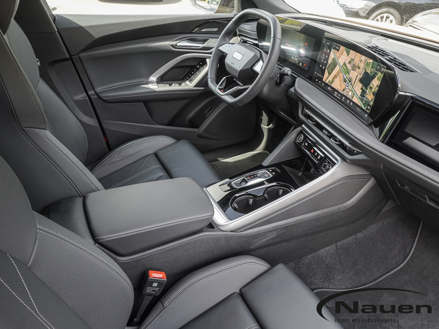 Bild über Audi Q5 SUV TFSI quattro 150 kW S tronic - für weitere Informationen kontaktieren Sie den Audi Partner