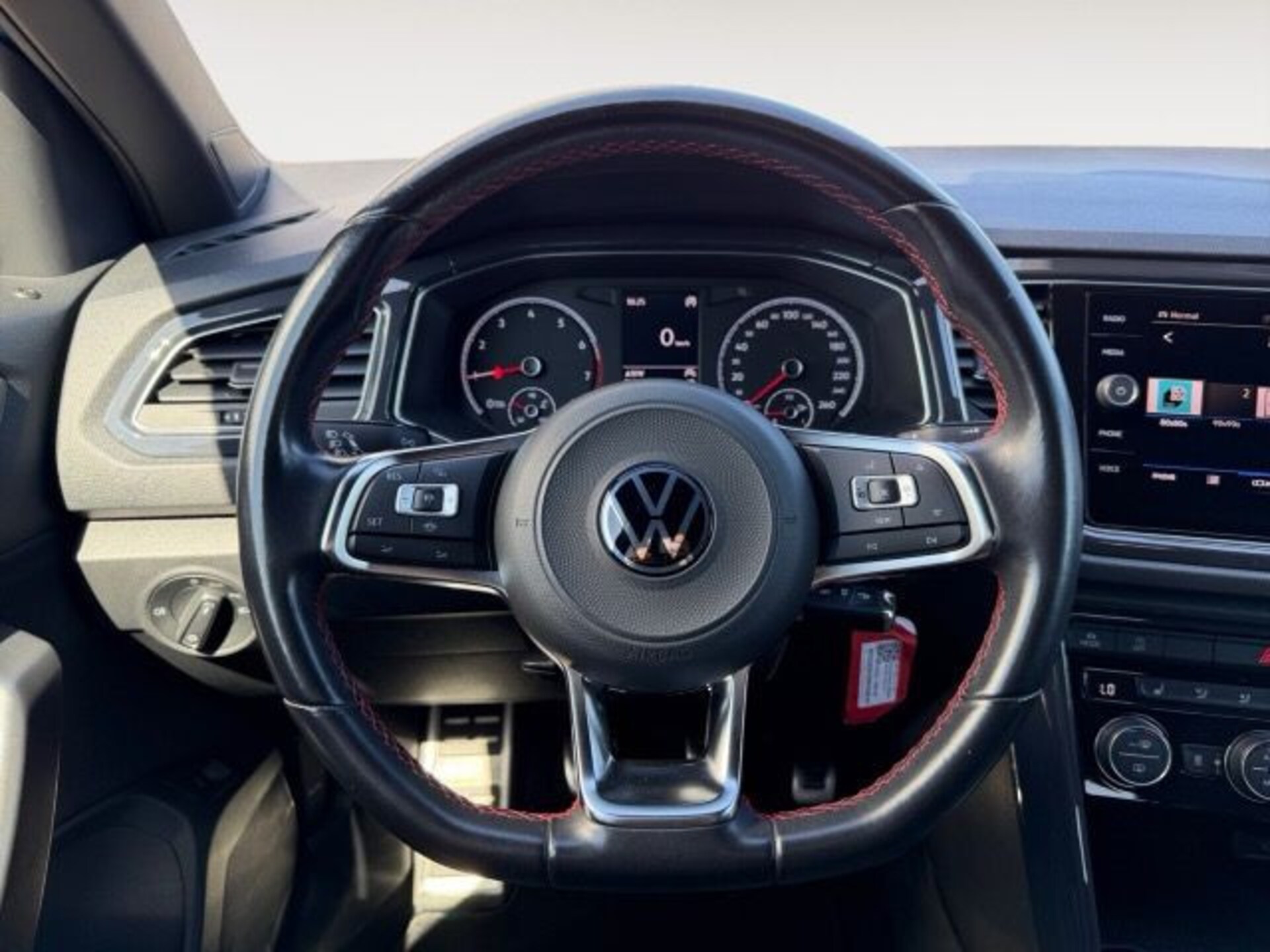 Volkswagen T-Roc Sport