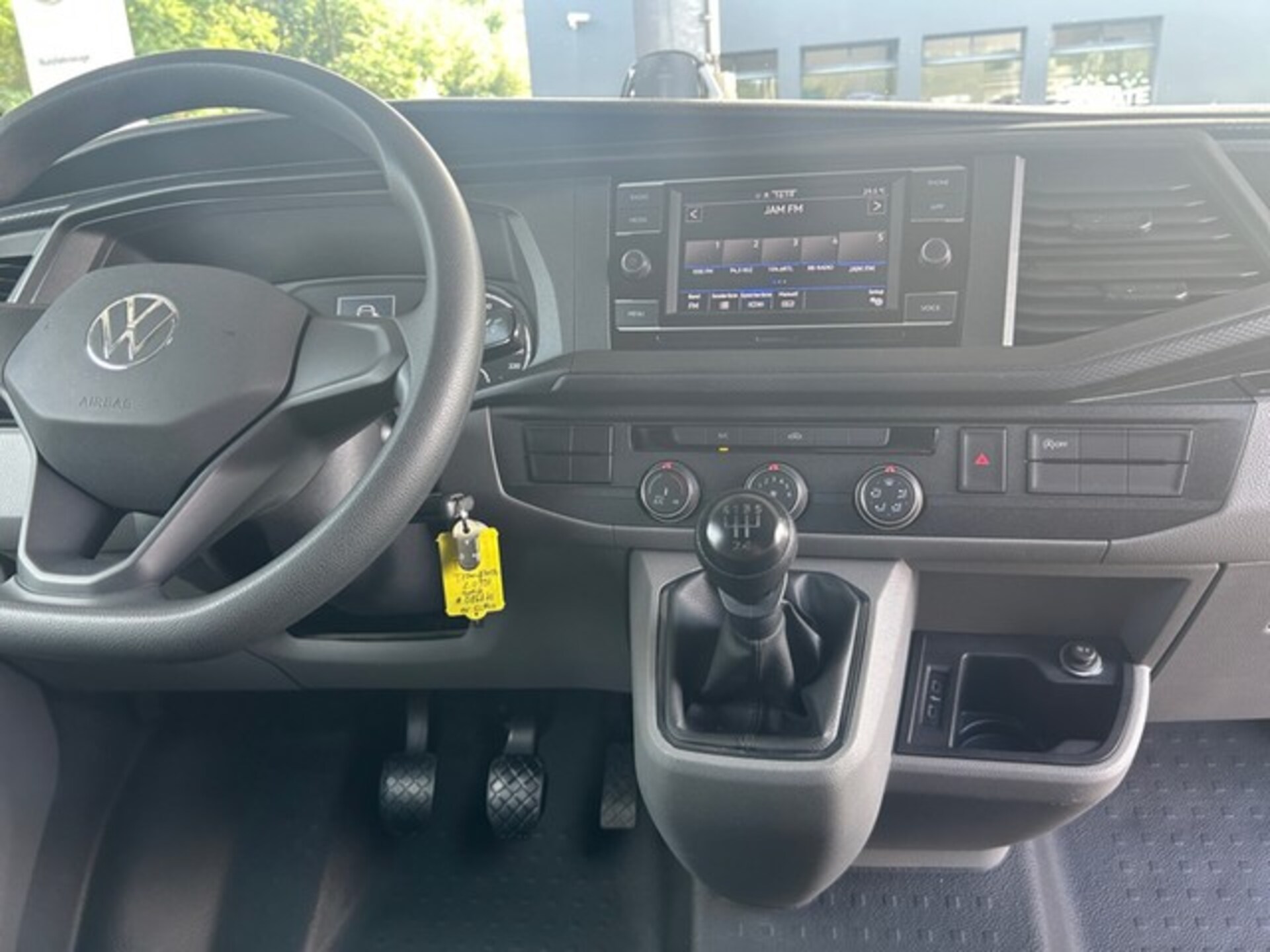 Volkswagen T6.1 Transporter Kasten langer Radstand