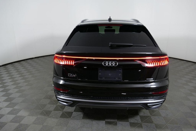 2023 Audi Q8