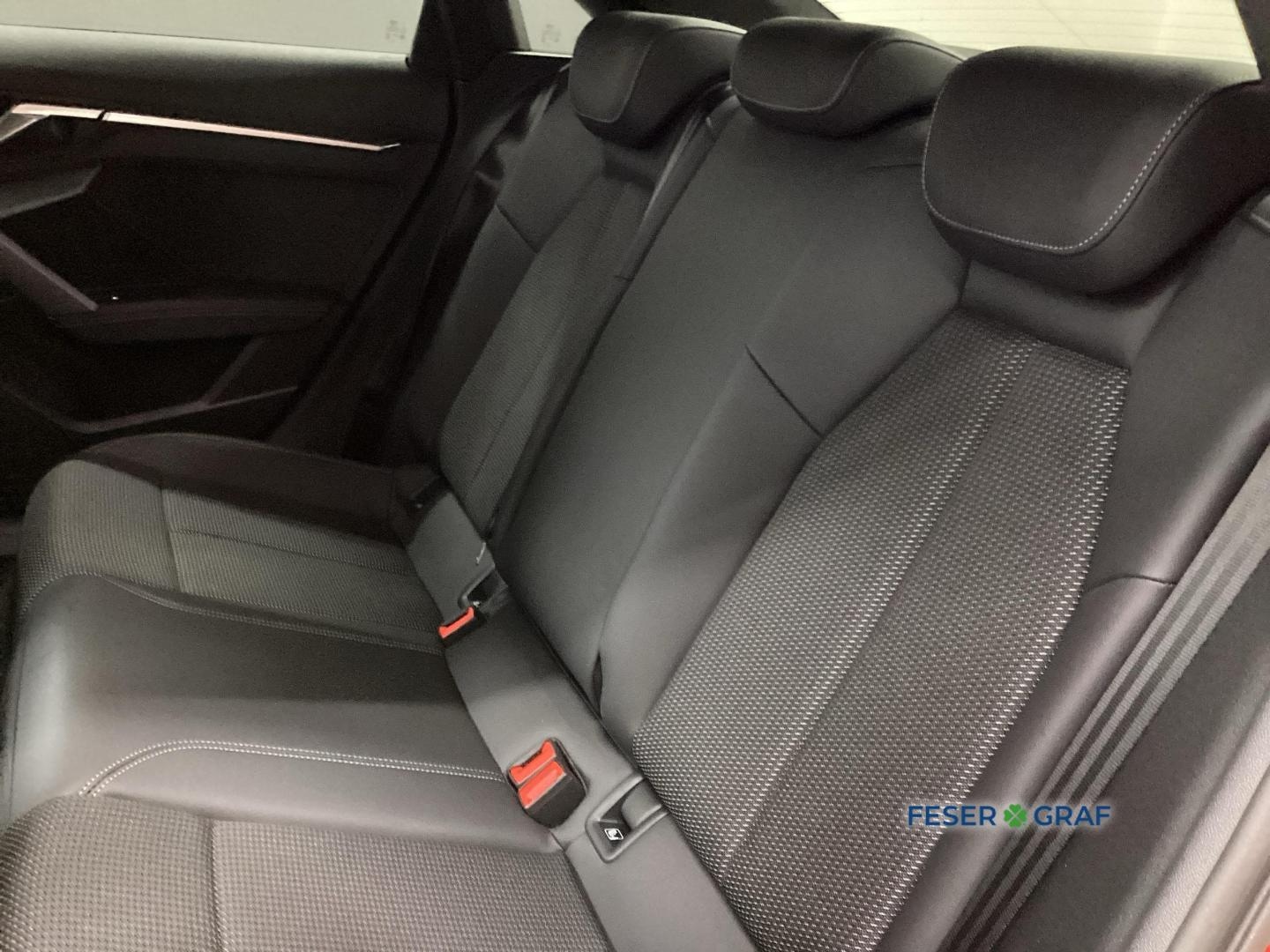 Bild über Audi A3 Limousine S line TFSI S tronic - für weitere Informationen kontaktieren Sie den Audi Partner