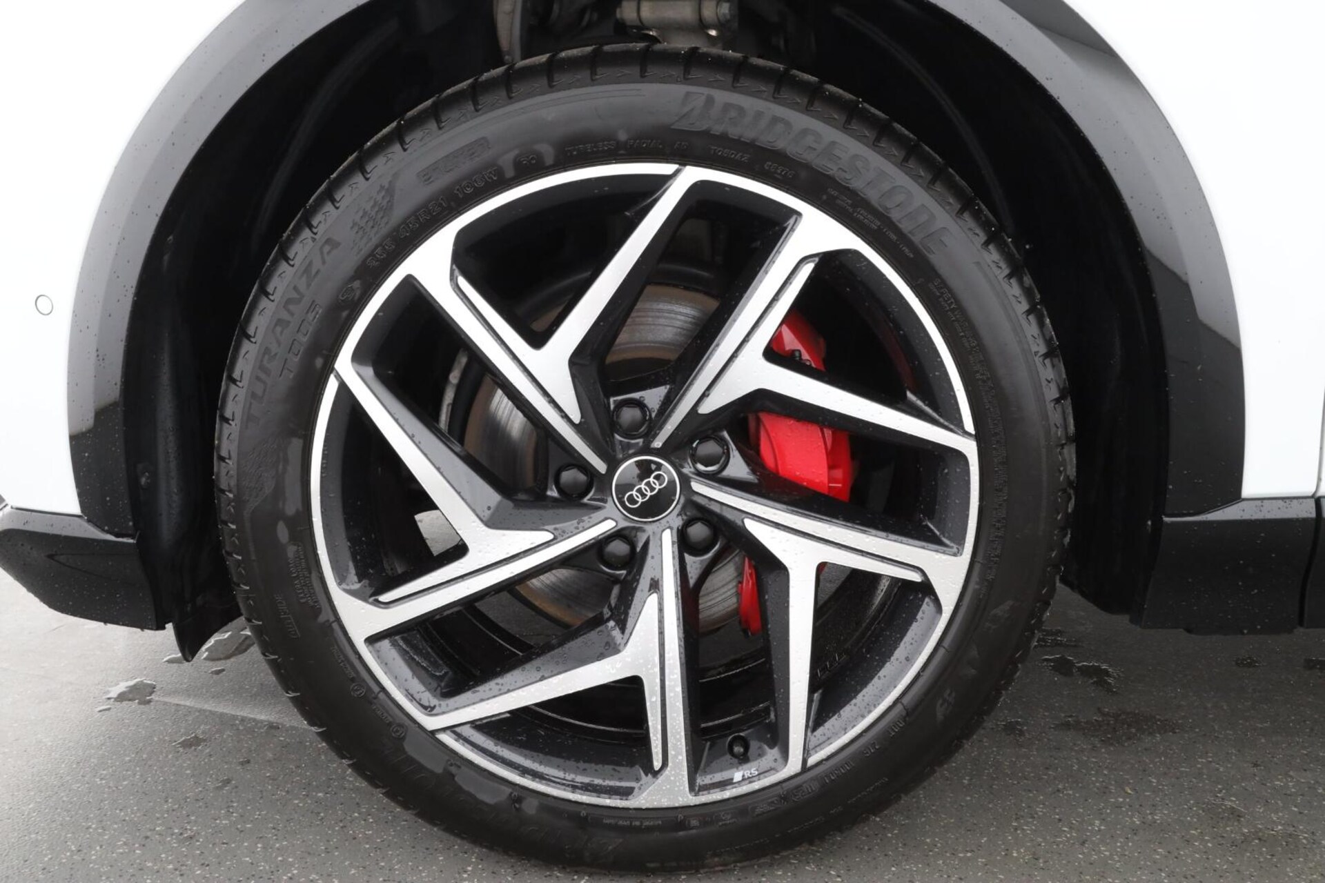 Audi Q6 SUV e-tron
