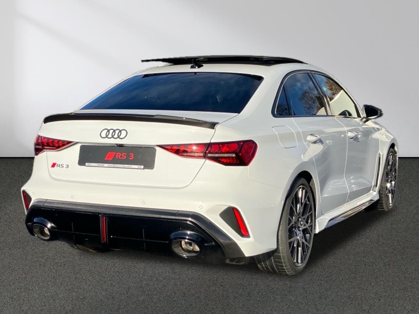 Image about Audi RS 3 Limousine TFSI quattro S tronic