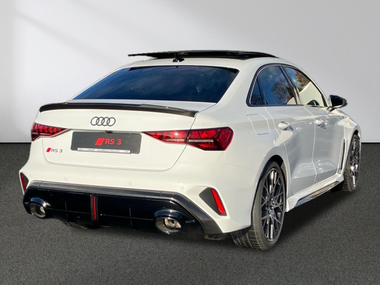 Image about Audi RS 3 Limousine TFSI quattro S tronic
