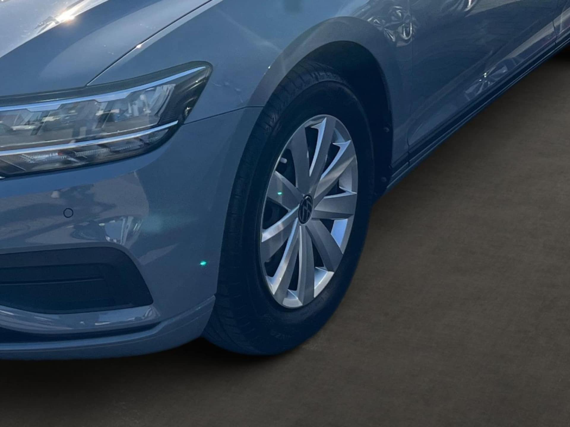Volkswagen Passat Variant Basis-Modell