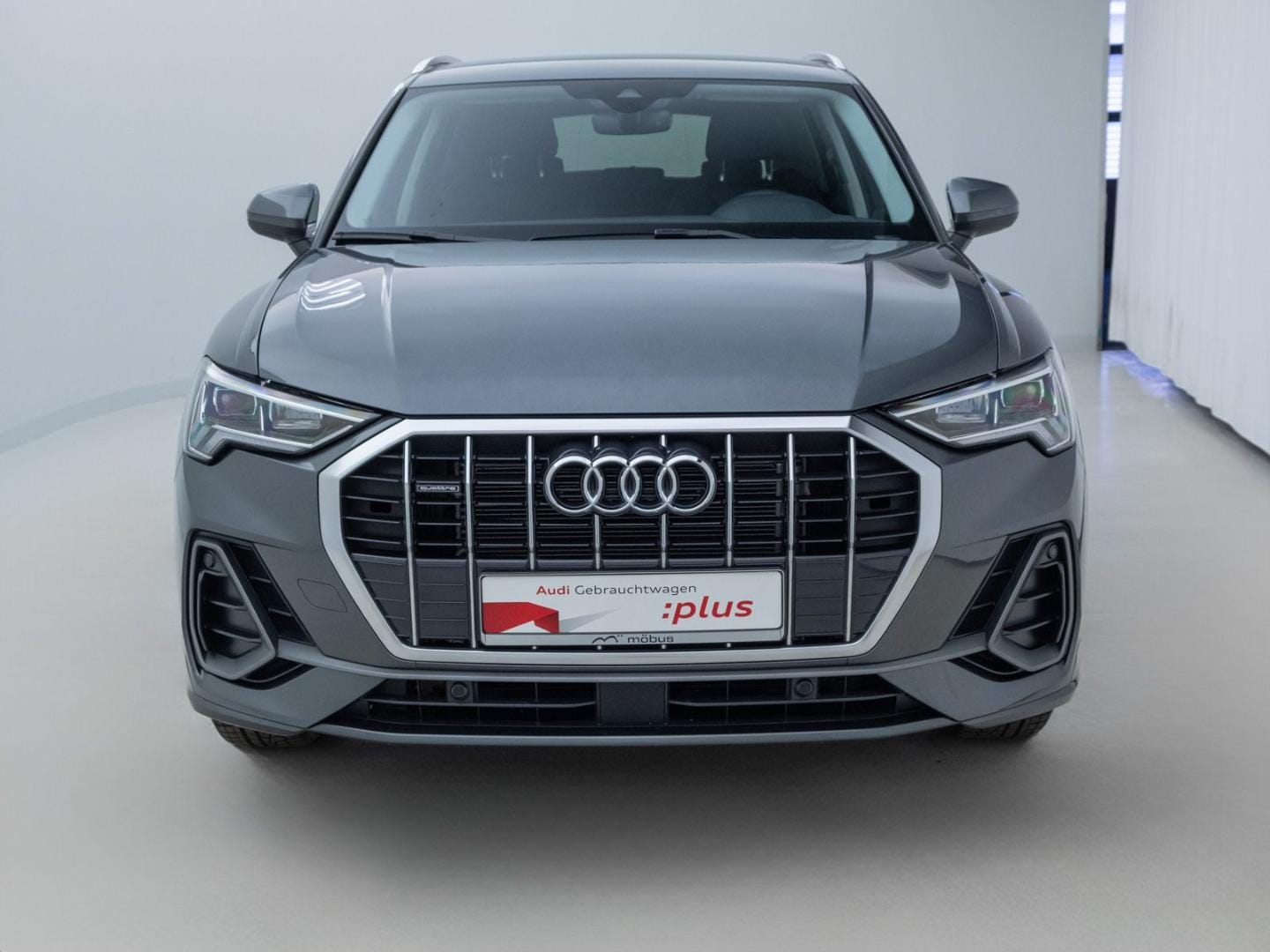 Bild über Audi Q3 TFSI quattro 180 kW S tronic - für weitere Informationen kontaktieren Sie den Audi Partner