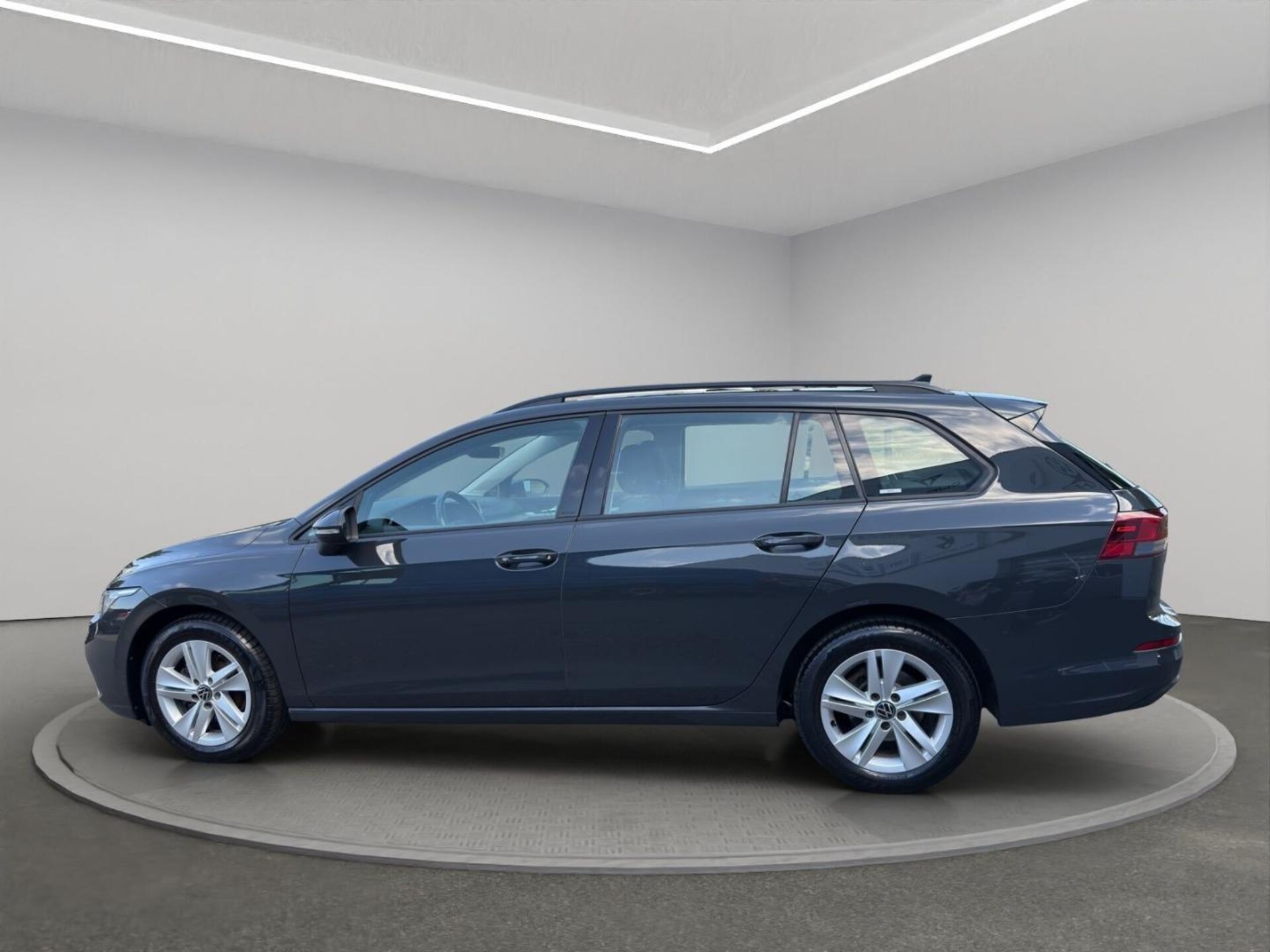 Volkswagen Golf Variant Life