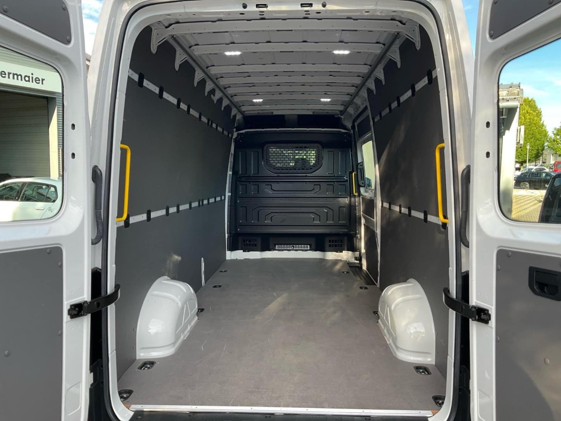 Volkswagen Crafter Kasten langer Radstand