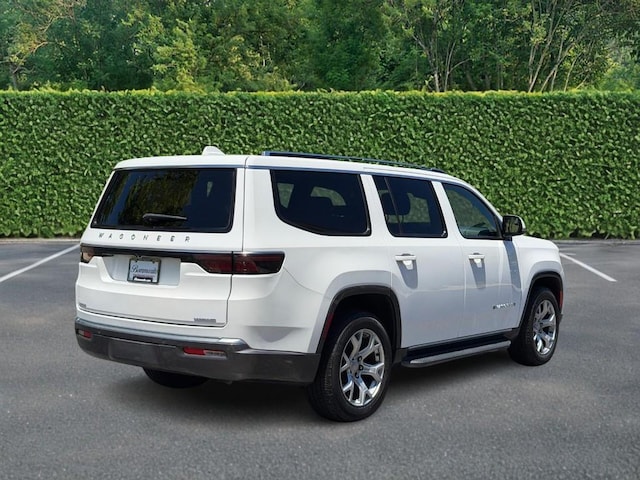 2022 Jeep Wagoneer