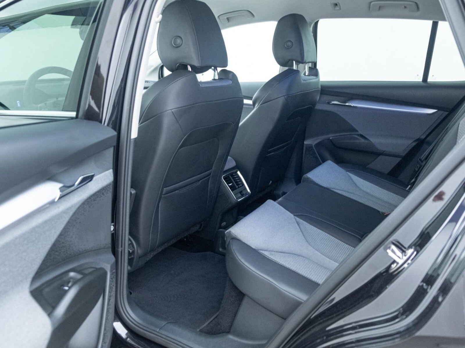 Škoda Enyaq – Bild 19