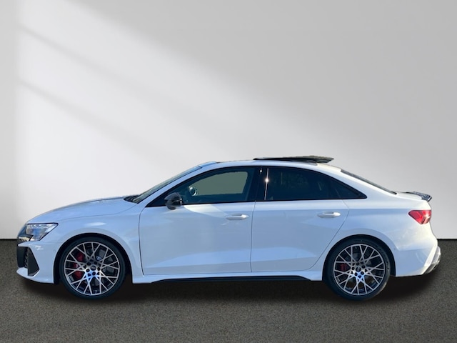 Image about Audi RS 3 Limousine TFSI quattro S tronic