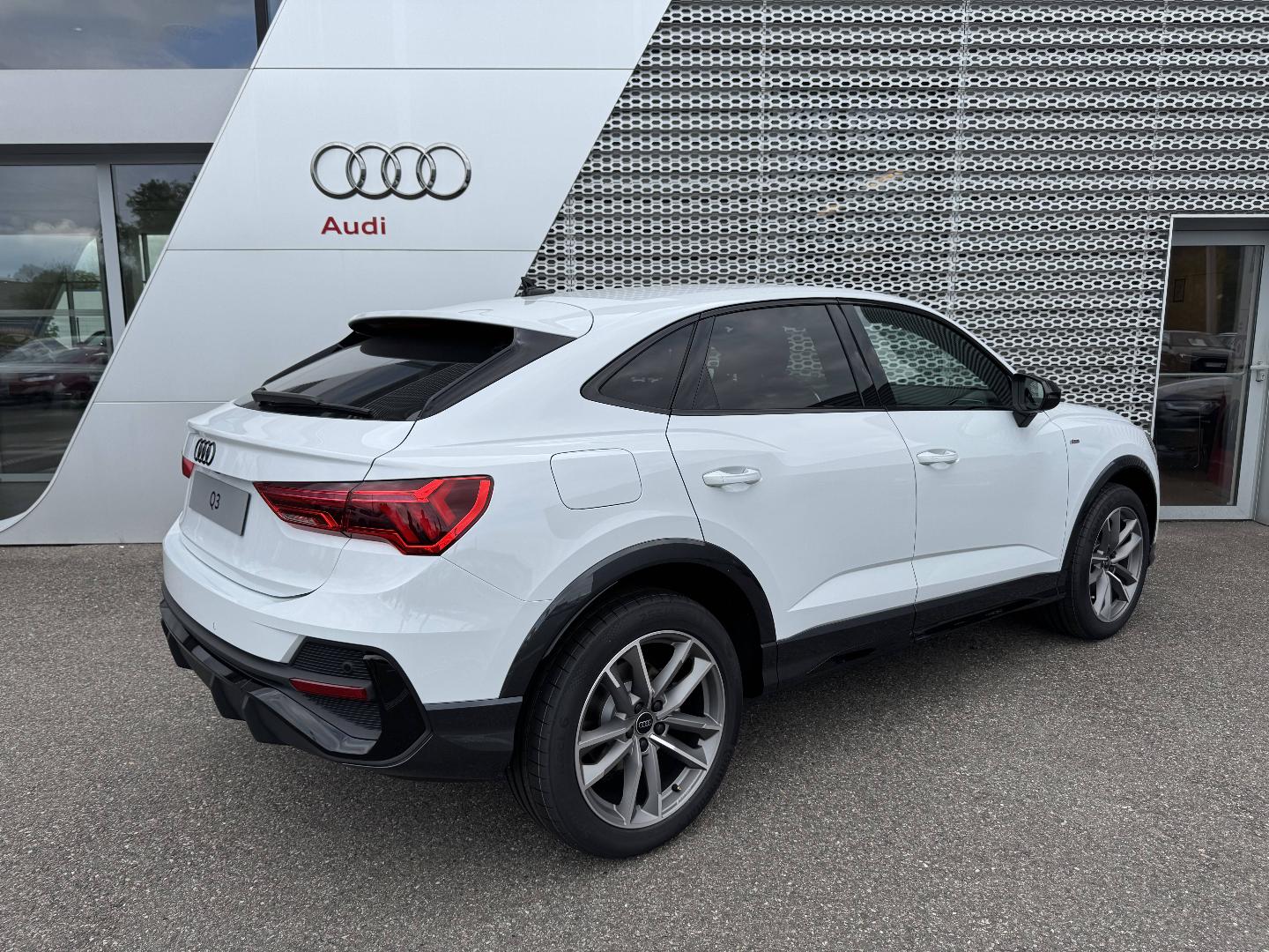 Image about Audi Q3 Sportback S line plus 35 TFSI 110 kW (150 ch) S tronic