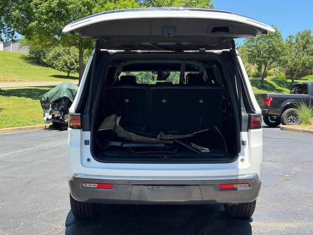 2022 Jeep Wagoneer