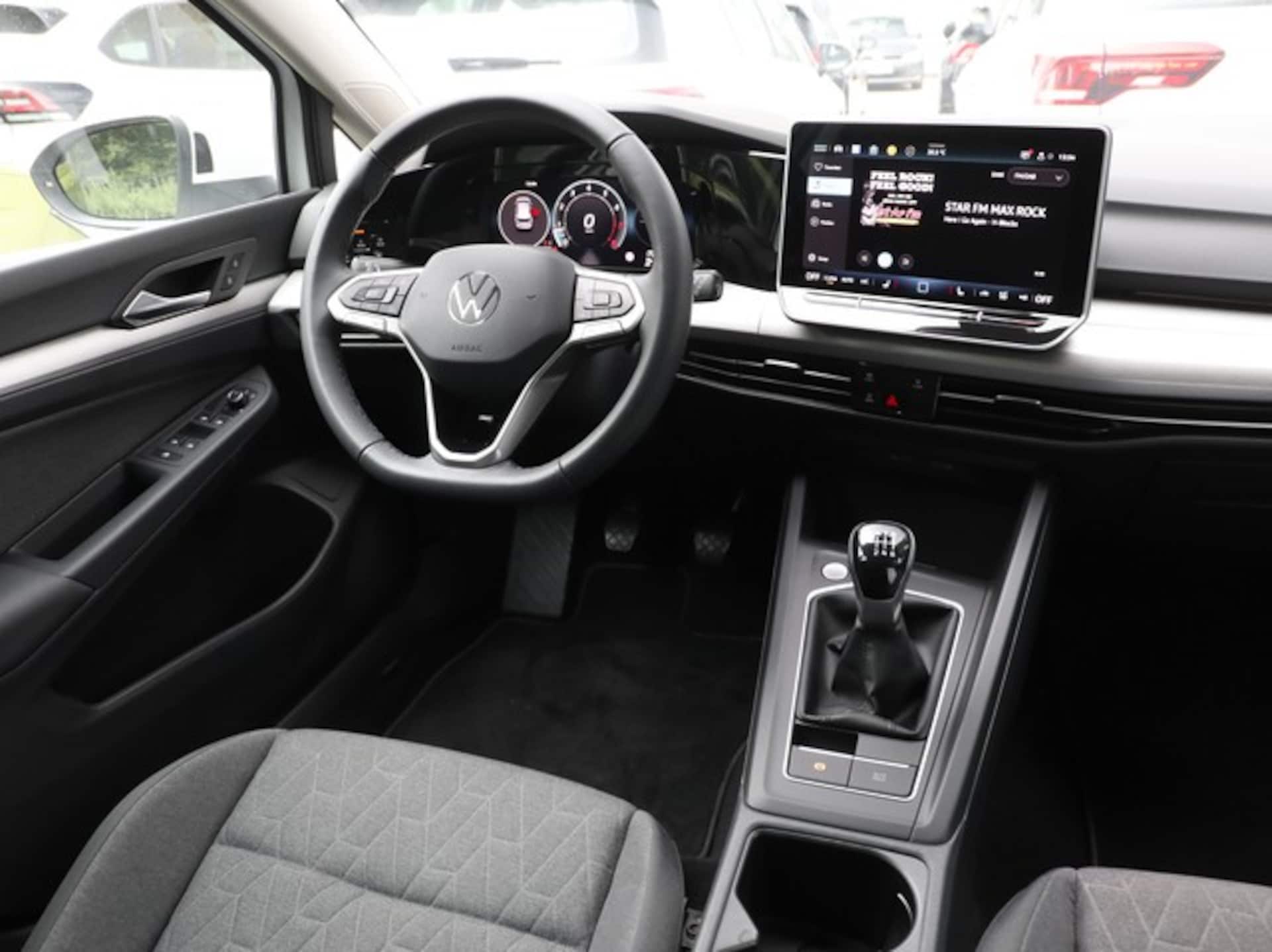 Volkswagen Golf Life