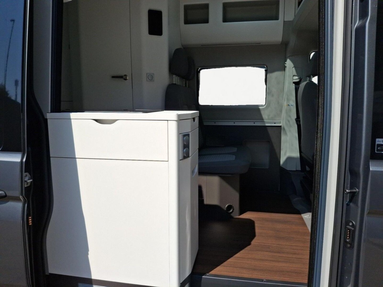 Volkswagen Grand California 680 – Bild 13