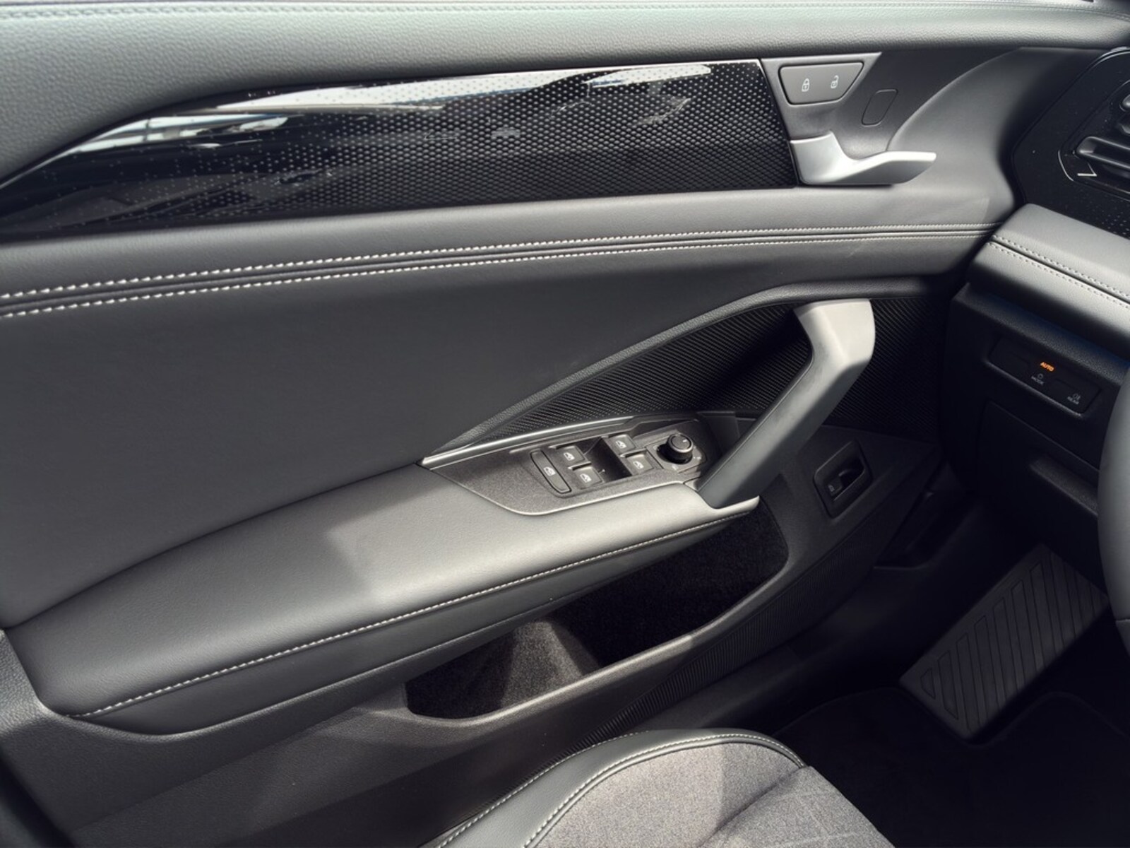Volkswagen Tiguan – Bild 10