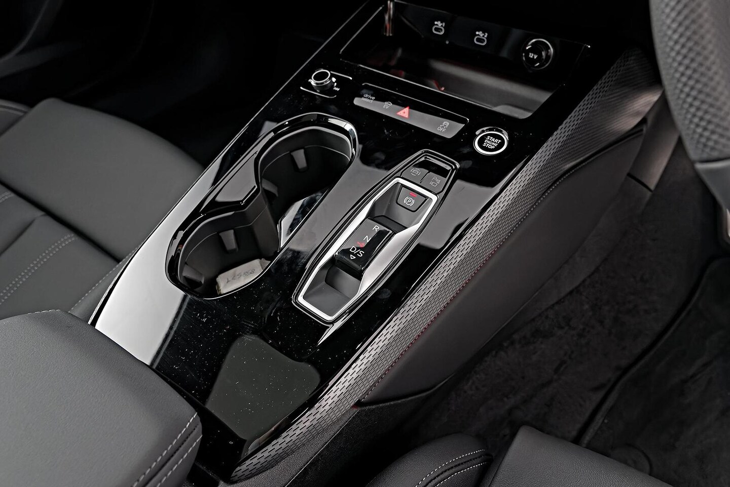 Image about Audi A5 Sedan TFSI e e-hybrid quattro 270 kW S tronic