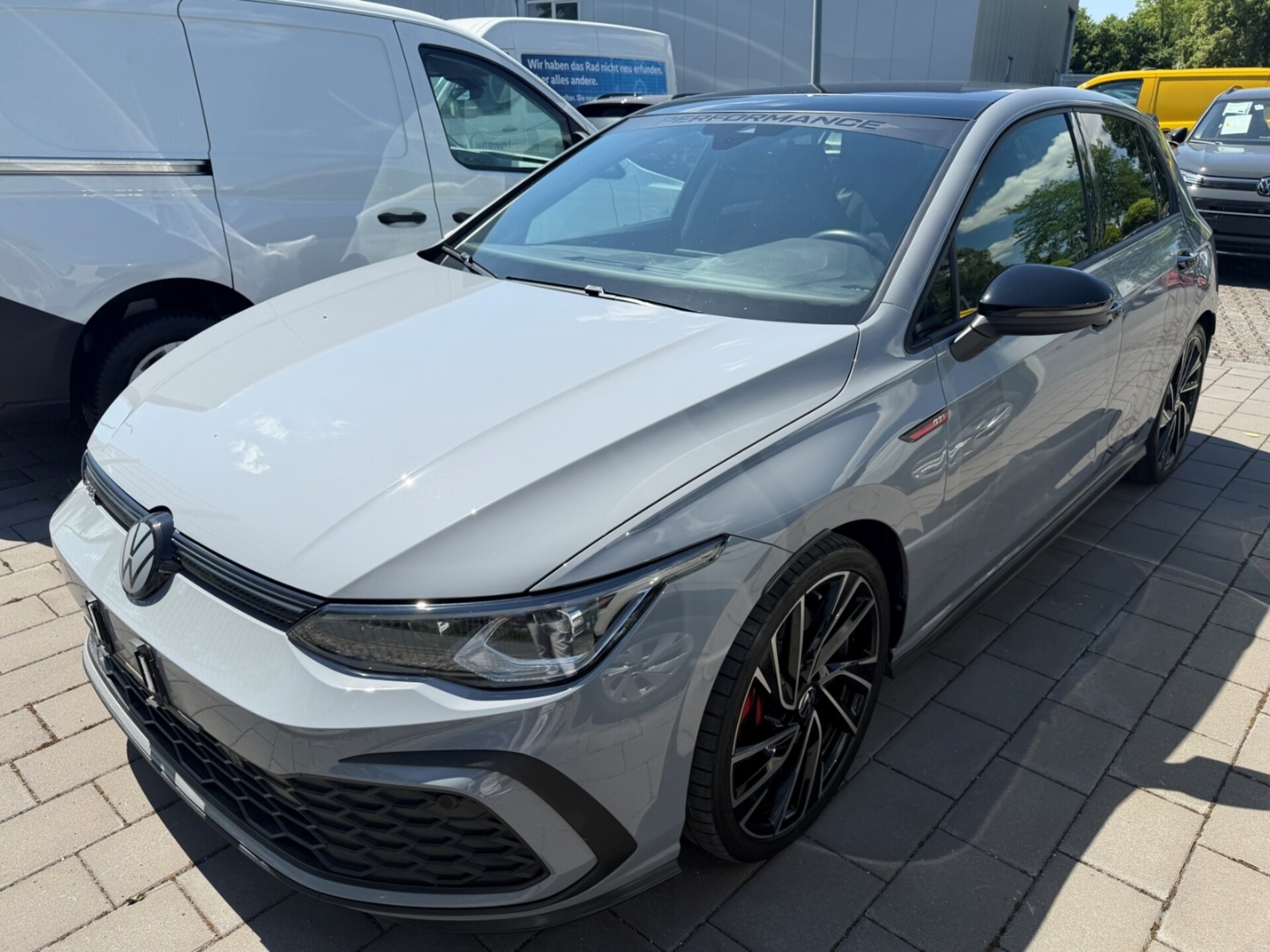 Volkswagen Golf GTI