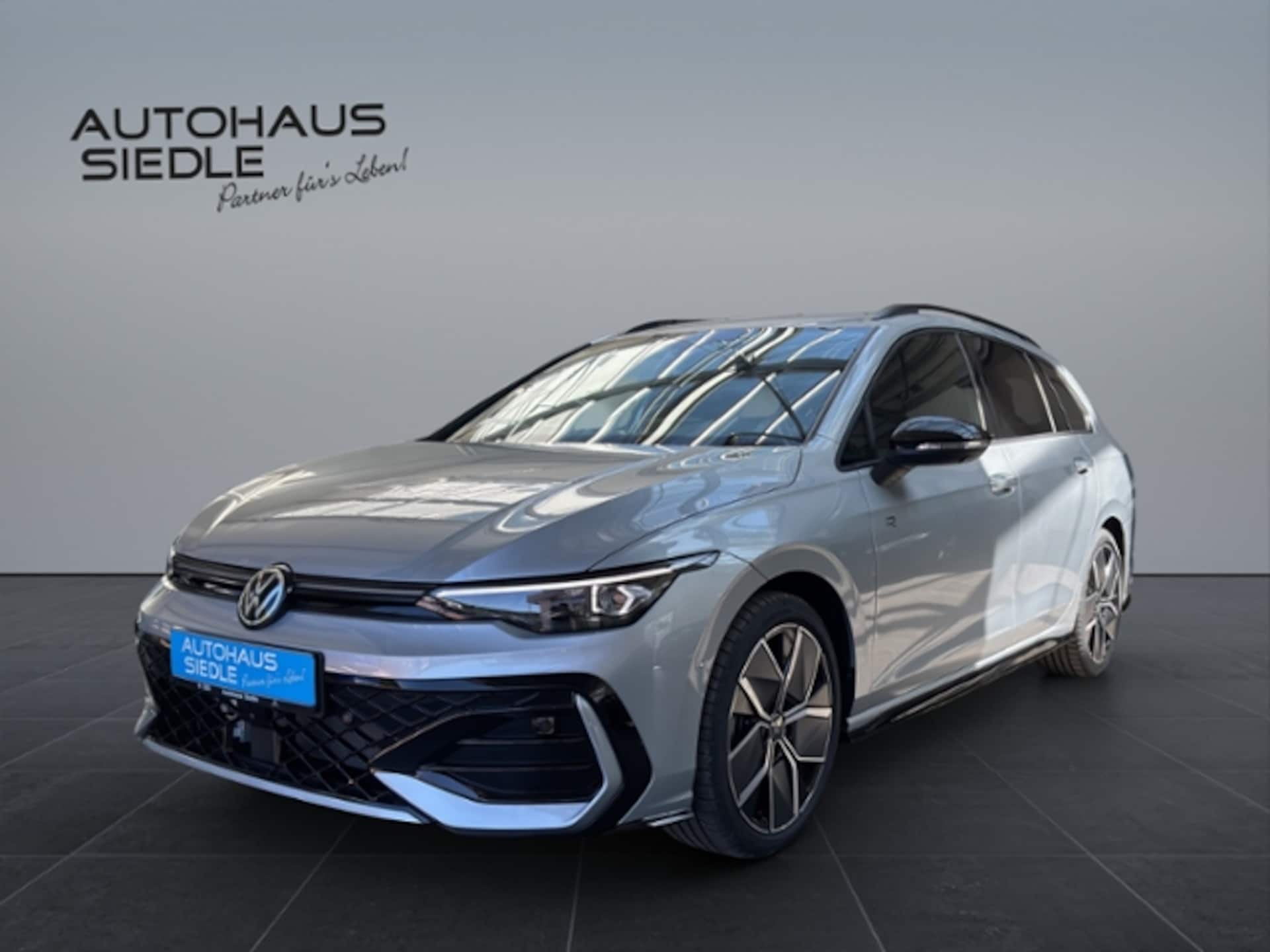 Volkswagen Golf Variant R-Line