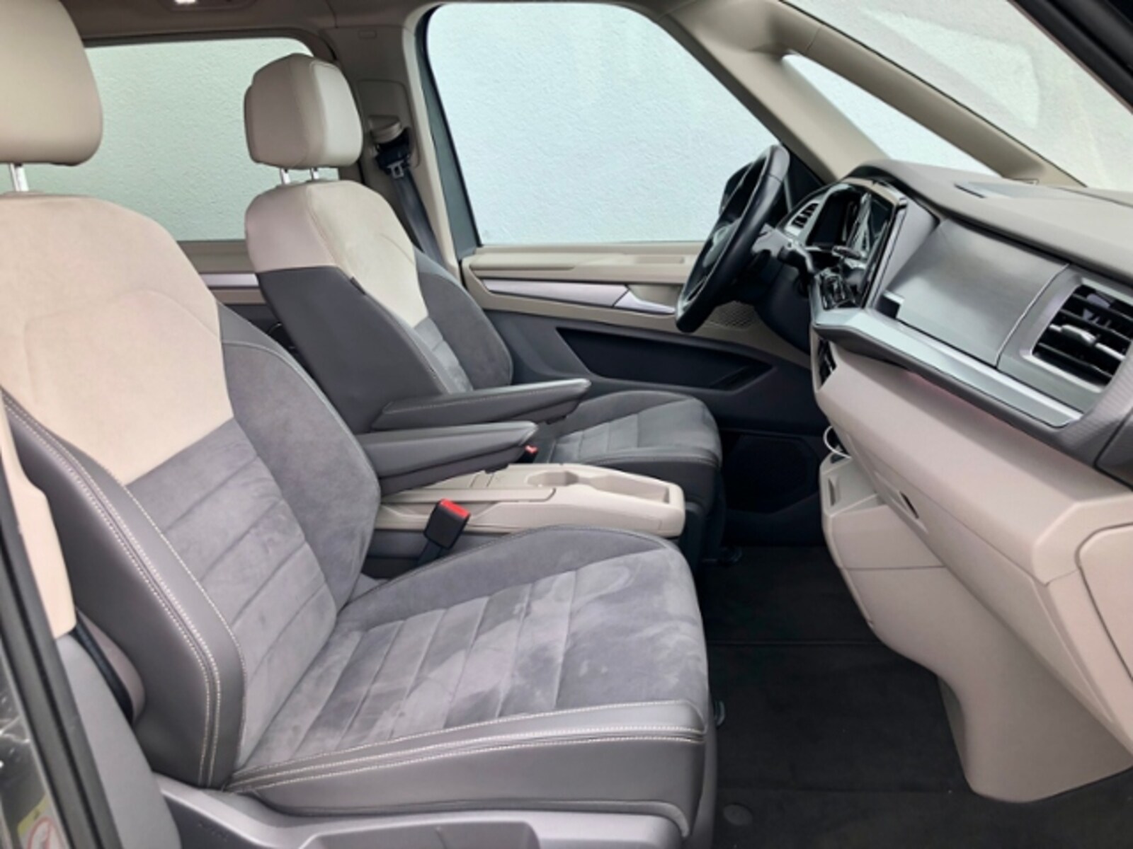 Volkswagen Multivan Langversion – Bild 14