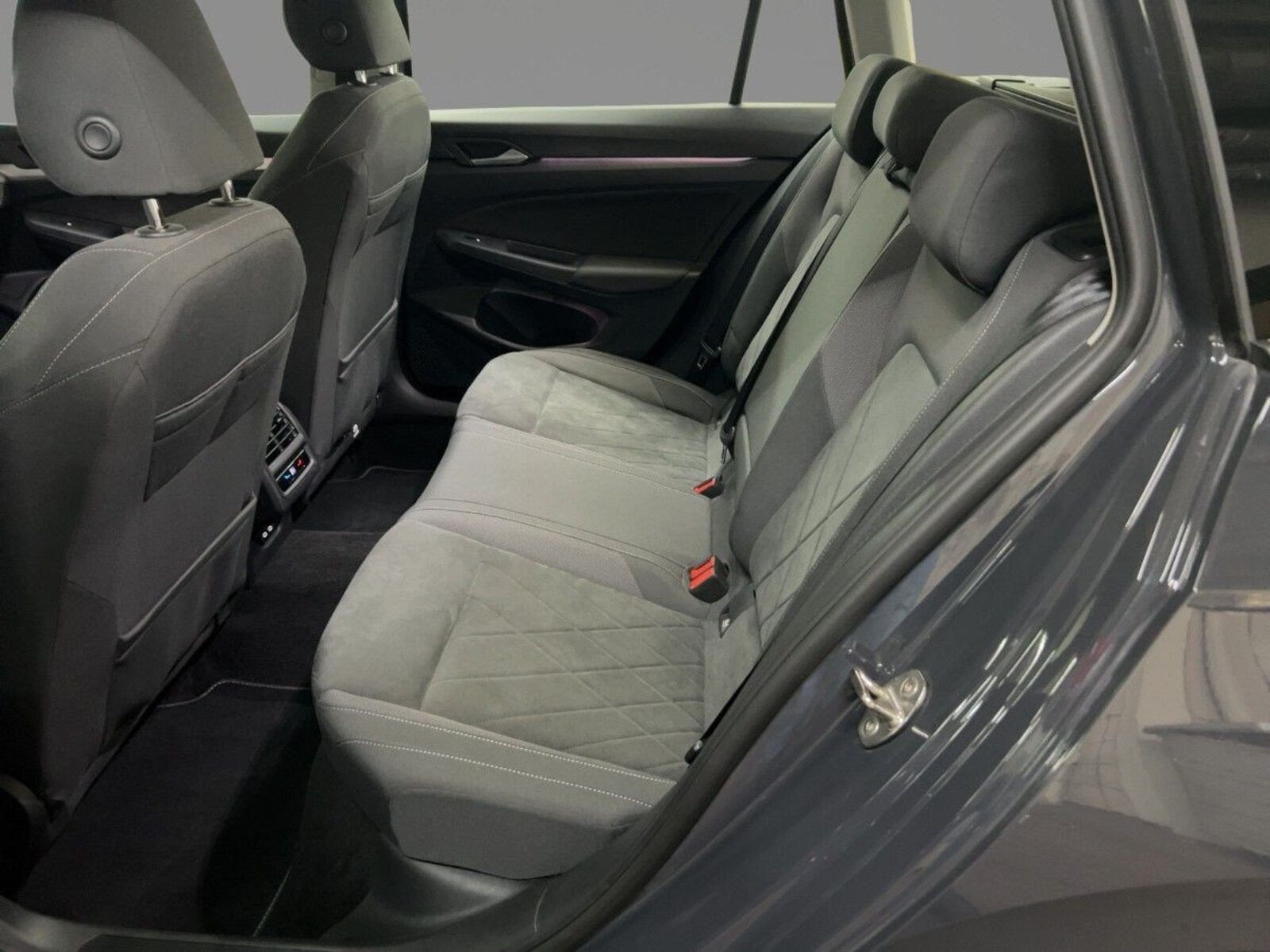 Volkswagen Golf Variant – Bild 9